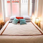 Lovely Apt Close To Place De La Nation