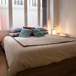 Lovely Apt Close To Place De La Nation